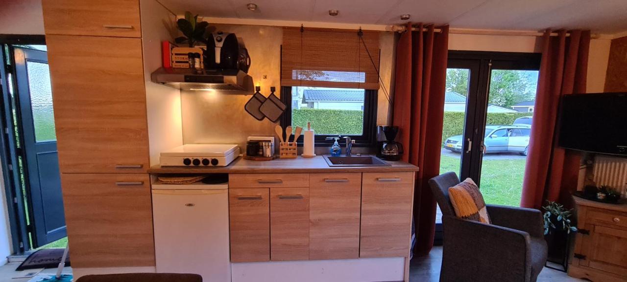Gezellige Chalet Met Grote Privetuin. Dronrijp Extérieur photo